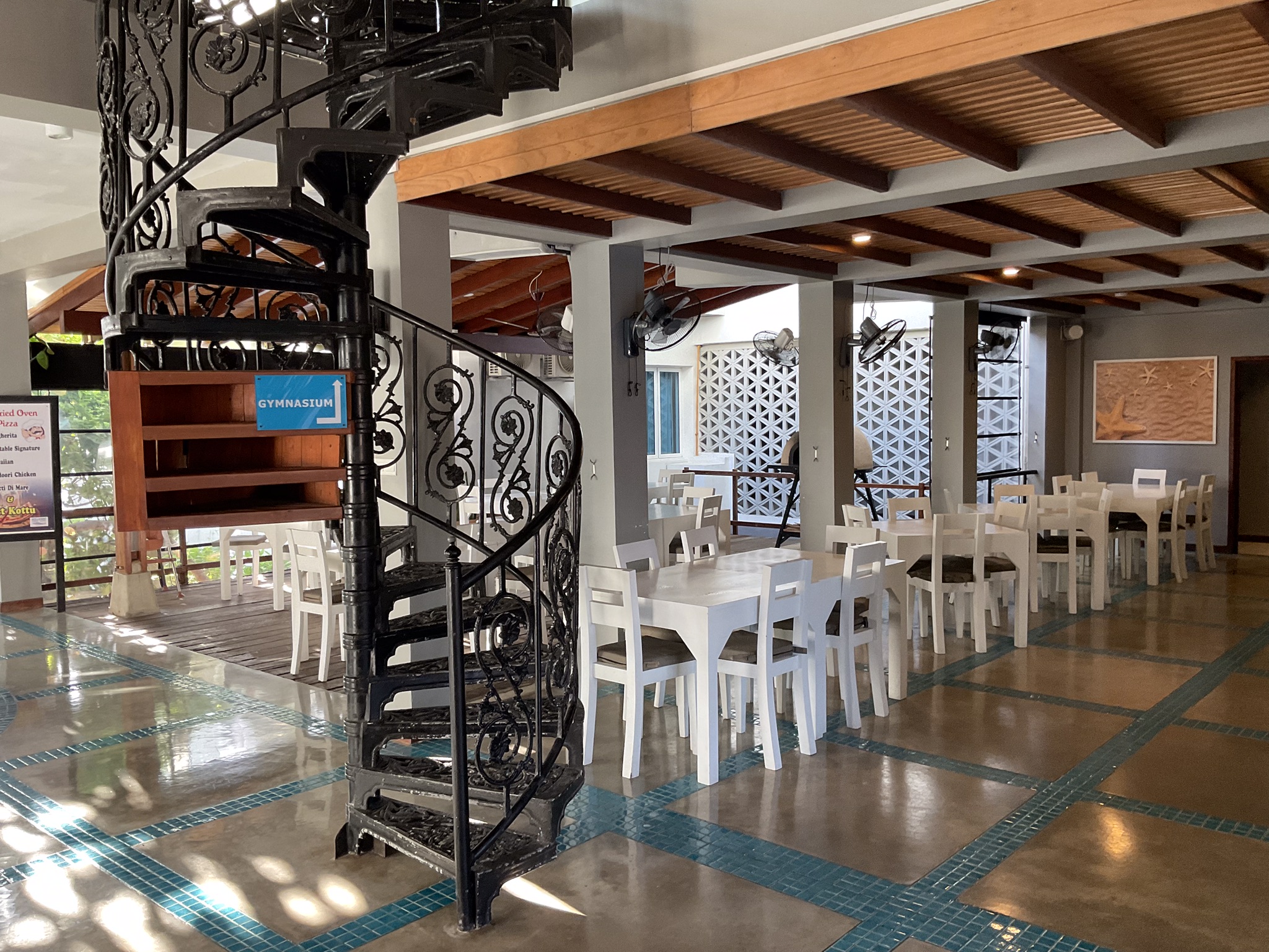 Beach Bliss - Gym and Swimming Pool 5