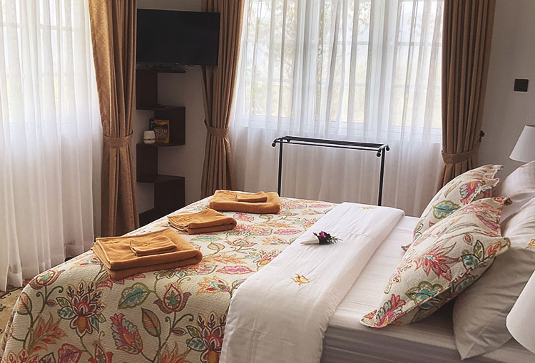 Hill Haven - Master Bedroom 4